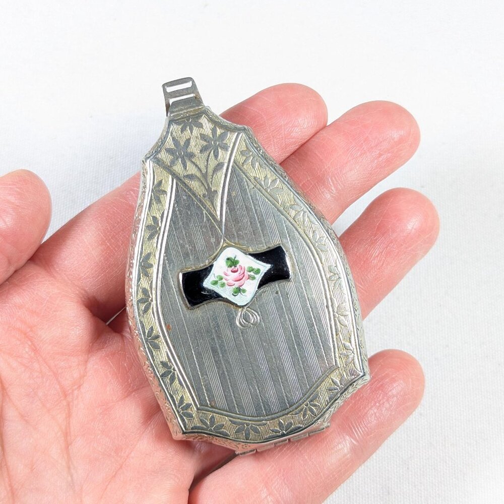 Art Deco silver toned powder compact by R.M.Co, antique dance purse cosmetic